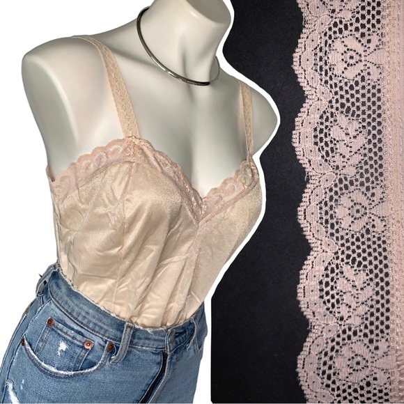 Vintage Other - v i n t a g e :: Nude Nylon Floral Lace Camisole Top Negligé